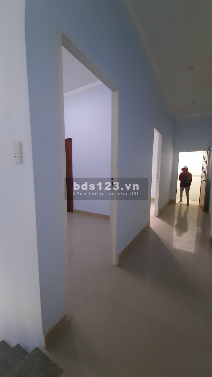 Bán nhà một lầu một trệt sổ riêng sau Đại học công nghệ Đồng Nai giá 3tỷ2