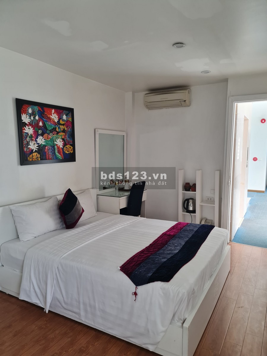 Bán khách sạn mặt phố Hàng Bông Hà Nội, giá bán 66 tỷ, diện tích 105m2, 8 tầng