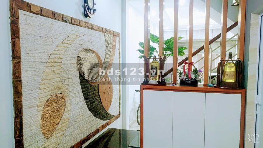 Nhà đẹp Thanh Xuân, dt 53m2, nhỉnh 7. tỷ, phân lô gara ô tô 7 chỗ, 2 mặt thoáng, lhcc