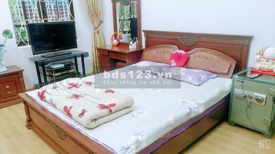 Nhà đẹp Thanh Xuân, dt 53m2, nhỉnh 7. tỷ, phân lô gara ô tô 7 chỗ, 2 mặt thoáng, lhcc