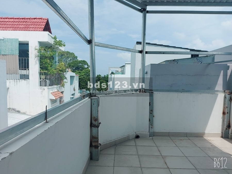 Quận 11 đường Ba Tháng Hai dt 50m2, 5 tầng doanh thu 30tr/ tháng giá 7.5 Tỷ lh 0886880910