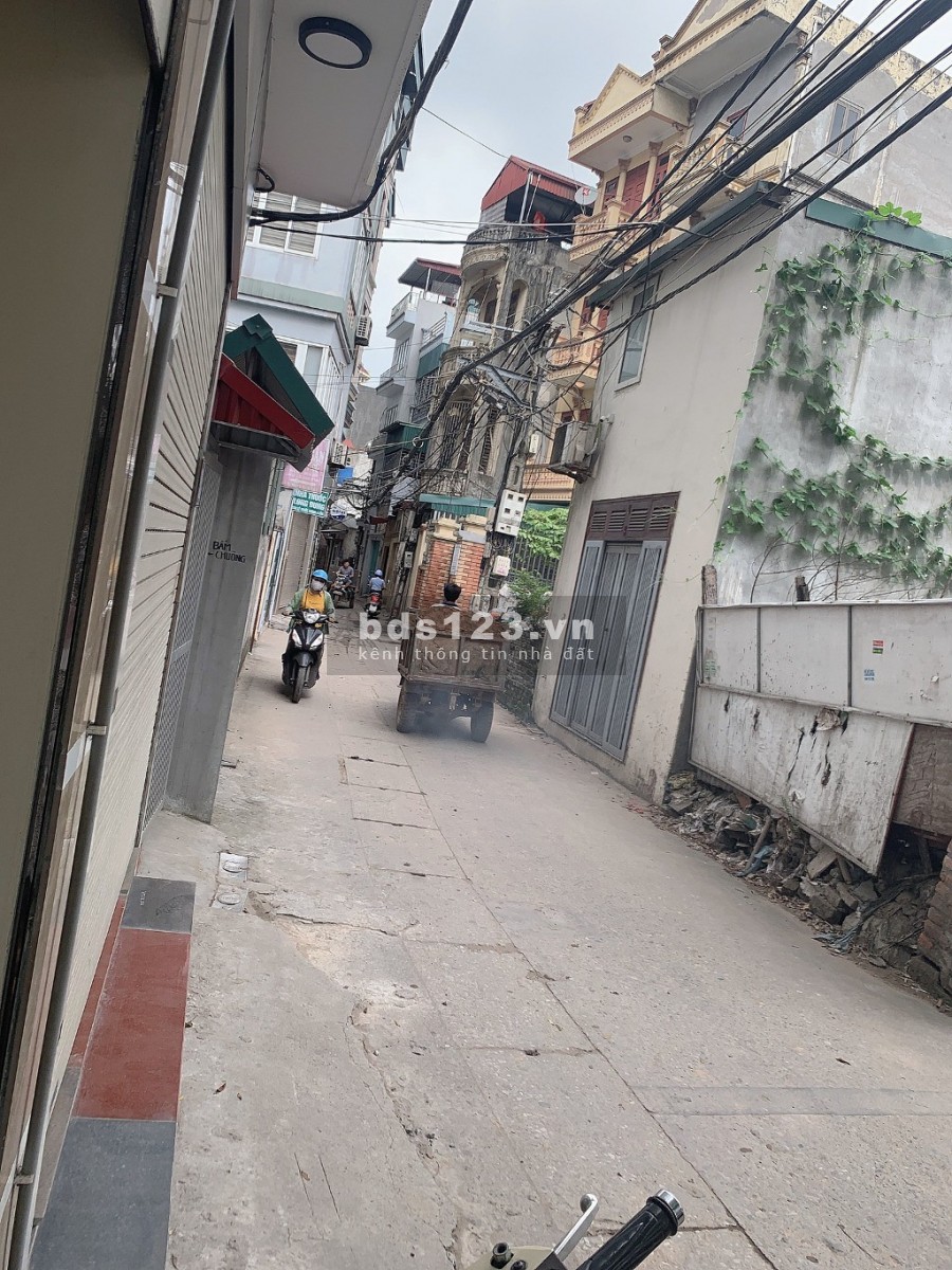 Nhà đẹp Quận 10, 5tỷ8, 4 tầng, ngang 4m2, HXH đường 3/2 LH: 0972010495