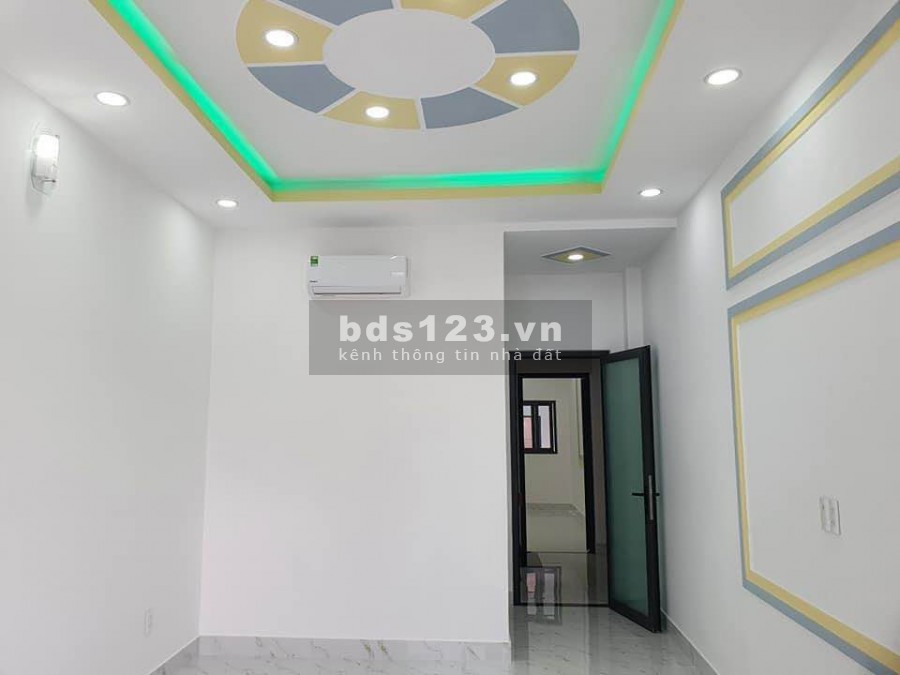 Định cư Mỹ bán gấp nhà Hồng Bàng 36m2 giá rẻ 4 tỷ thương lượng