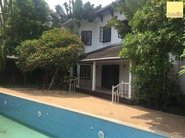 Bán nhà phố Ngọc Thụy Long Biên DT 1300m2 ôtô 7 chỗ tránh, dòng tiền 1.8 tỷ/ năm chỉ 99 tỷ LH 0981022048