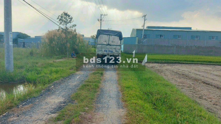 Bán đất 10x46m giá 2.55 tỷ đường xe tải, có điện 3 pha xã Đức Hòa Thượng, Đức Hòa Long An