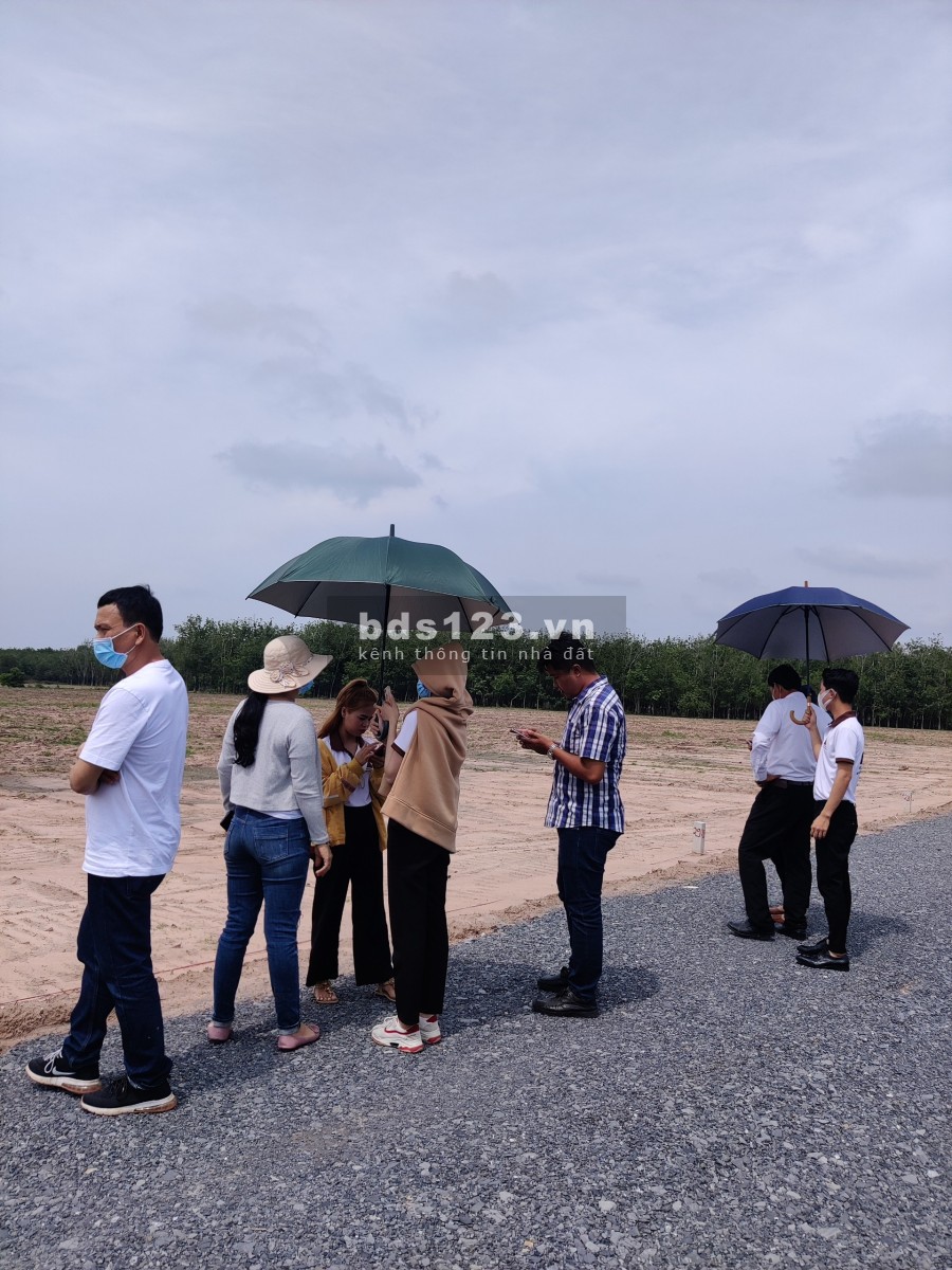 Đất đẹp gần trung tâm thành phố, sổ sẵn, công chứng liền, làm việc chính chủ nhanh gọn