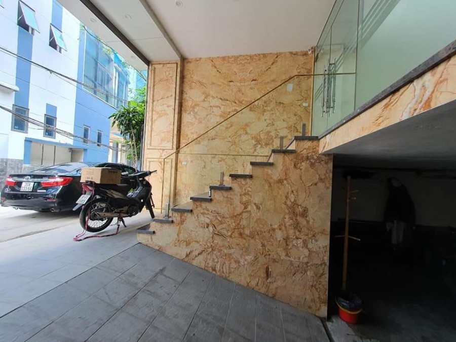 Lô Góc, Nga4, Bán Nhà Mặt Phố Thụy Khuê 7 Tầng 115m, MT6.3m, Giá 45,6 Tỷ