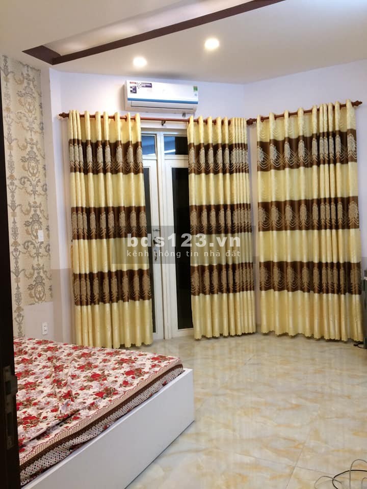 Còn 1 căn duy nhất nhỉnh 5 tỷ 4 tầng Quận 10 hẻm rộng xe ra vào