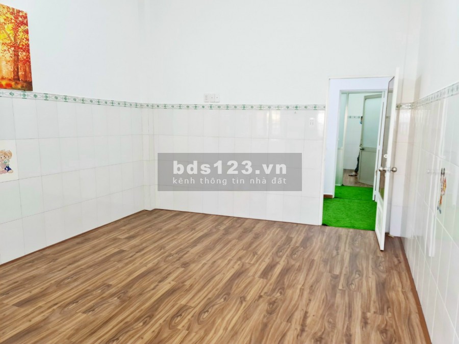 Nhà Bán hẻm xe hơi 1 trệt, 1 lầu 112m2, Đường Trần Xuân Soạn, Q7