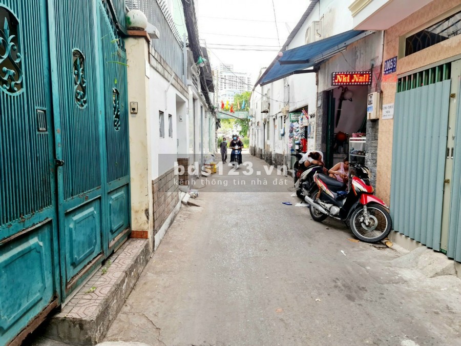 Nhà Bán hẻm xe hơi 1 trệt, 1 lầu 112m2, Đường Trần Xuân Soạn, Q7