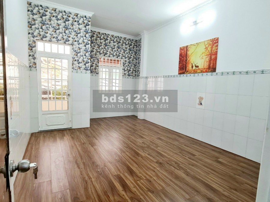 Nhà Bán hẻm xe hơi 1 trệt, 1 lầu 112m2, Đường Trần Xuân Soạn, Q7