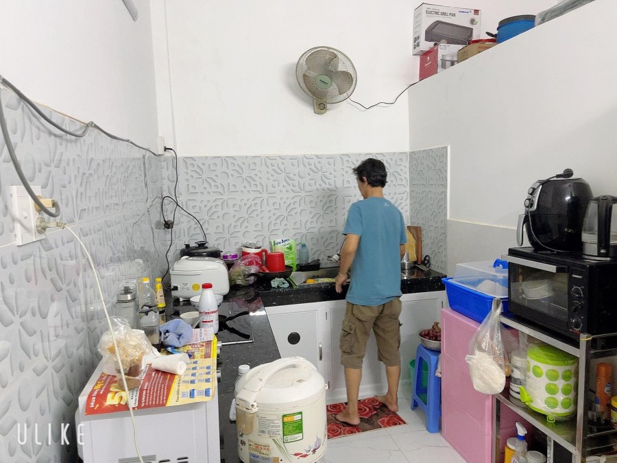 Bán gấp nhà HXH Trần Văn Đang Phường 11 Quận 3. 0856010313.