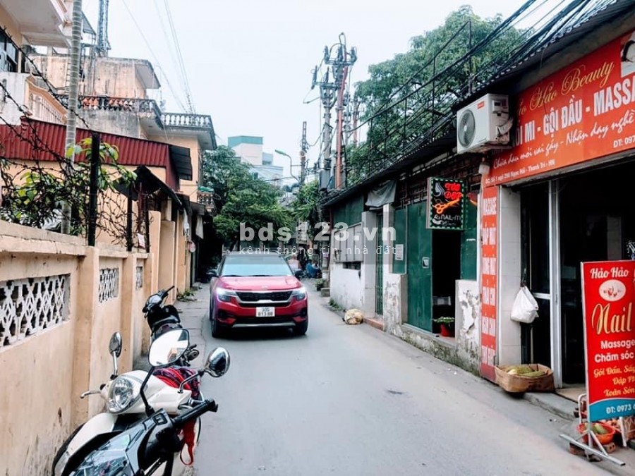 Chính chủ bán nhà số 10 Yên Ngưu Ngọc Hồi, dt 48m2, giá 4.9 tỷ, 5 tầng đúc kiên cố