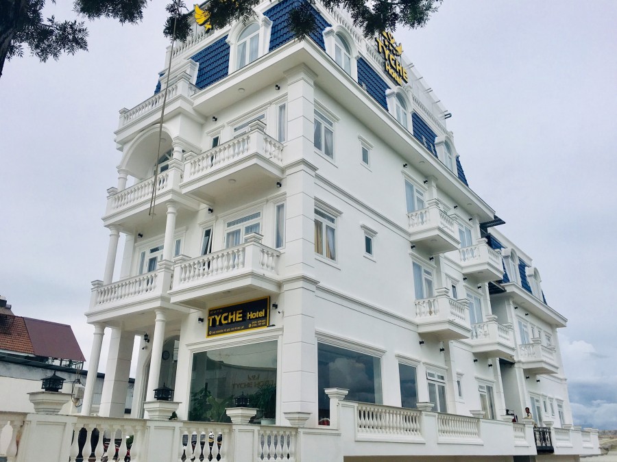 Bán khách sạn chính chủ siêu đẳng cấp phường 8, thành phố Đà Lạt, lh 0911451686
