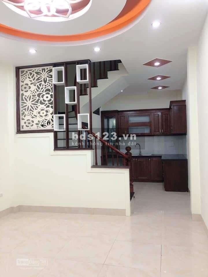 Bán nhà Hà Trì 1, diện tích 38m2, 5 tầng, 6m mặt tiền, giá bán 2,6 tỷ