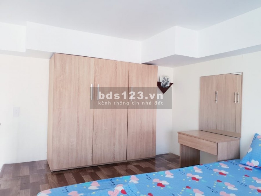Căn hộ full nội thất, thoáng mát , rộng rãi ngay trung tâm Quận Tân Phú