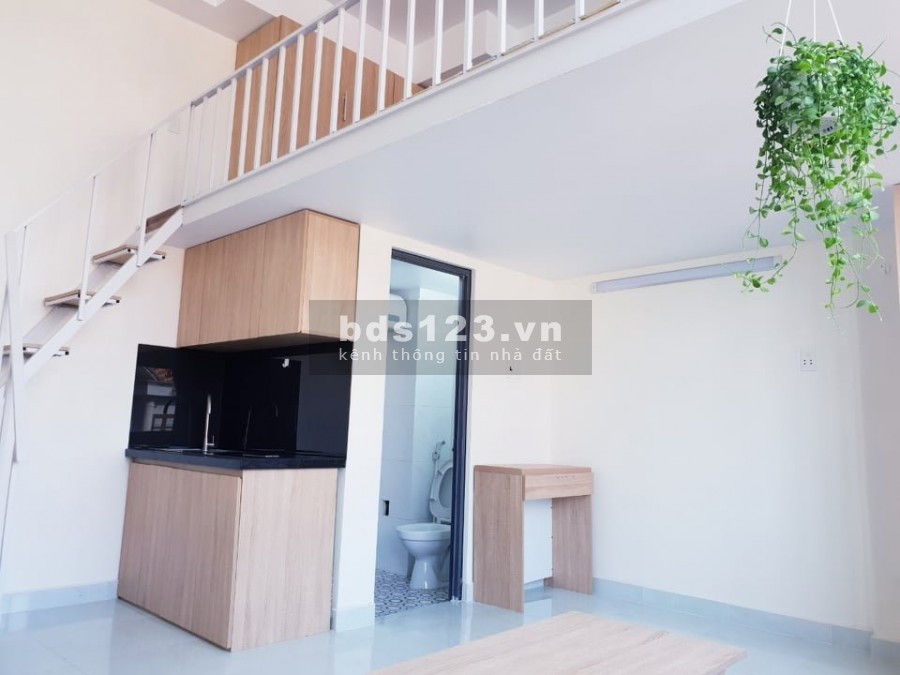 Căn hộ full nội thất, thoáng mát , rộng rãi ngay trung tâm Quận Tân Phú