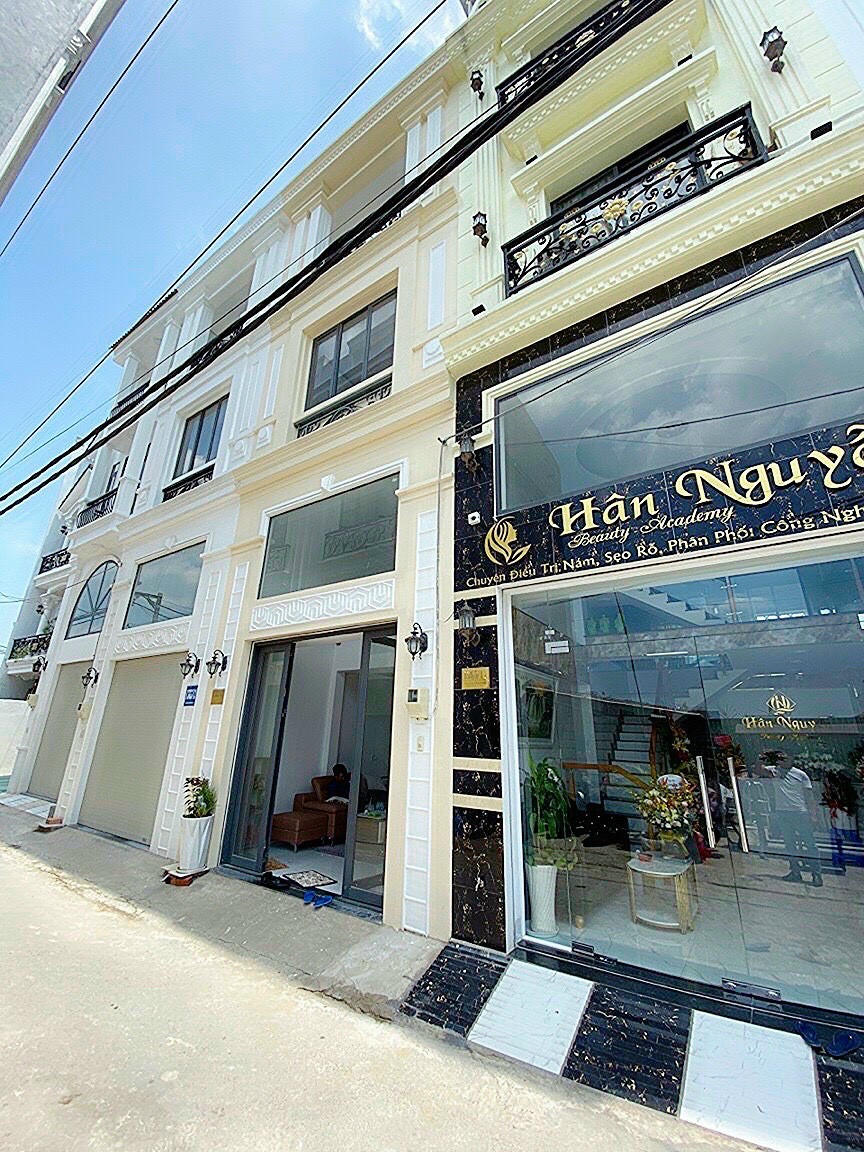 Bán Nhà Quận 7 hẻm 1565 Huỳnh Tấn Phát xe hơi đậu trong nhà Hướng Nam