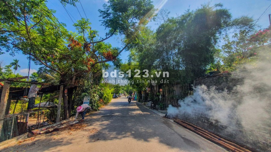 Bán Đất Siêu Cấp Mặt Tiền Đường Phùng Quán Có Thể Tách 2-3 Lô