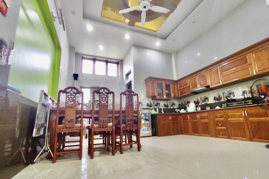 Tìm chủ mới cho căn nhà siêu đẹp ở khu chung cư Hoàng Mai An Dương, DT 100m2 Giá 4.5 tỷ LH 0396160579