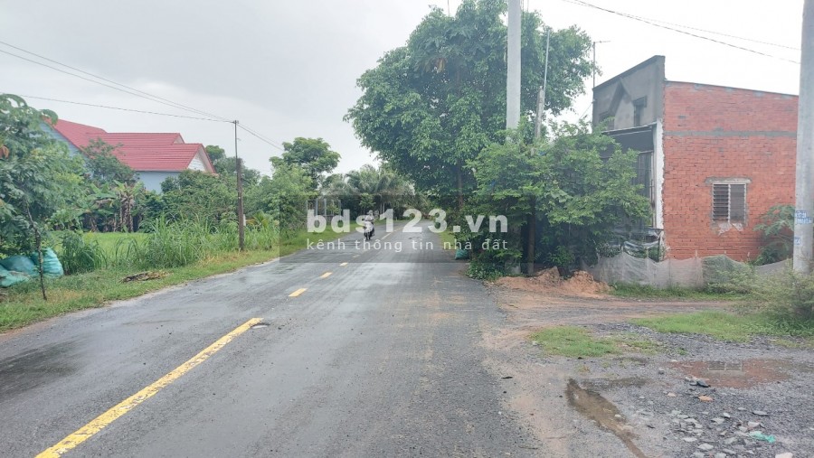 Bán đất 5x26 giá siêu rẻ 690 triêu, bàu sen, xã Đức Lập Hạ, Đức Hòa, Long An, lh 0974480757