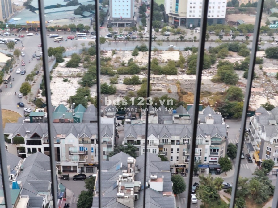 Cho thuê Căn hộ CC CT1 - A10 Nguyễn Chánh 90m2 3 Pn đồ cơ bản. Giá: 12 triệu/tháng