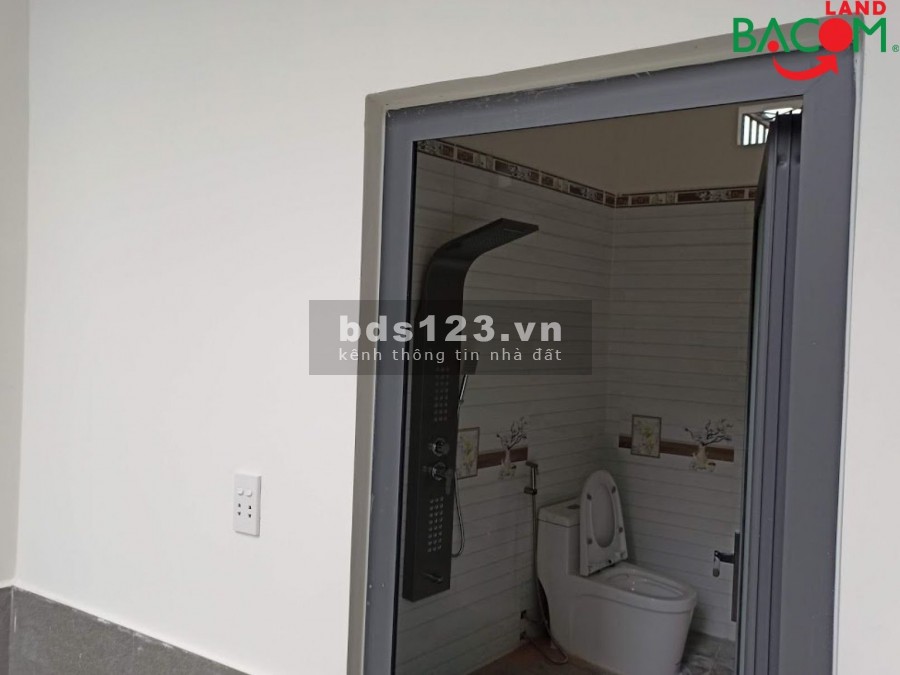 Nhà 1T1L Hố nai, gần trường Lê Hồng Phong, đường ô tô 5m, SHR thổ cư 100% chỉ 2ty75