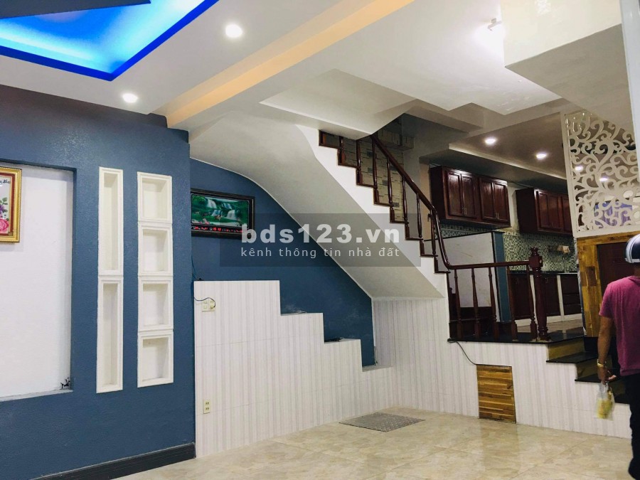 Bán Nhà Quận 8, gần chợ Nhị Thiên Đường 4 Tấm Giá Rẽ