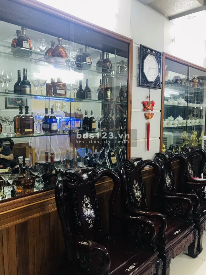 Bán gấp MT Nguyễn Quý Anh, P. Tân Sơn Nhì, Q. Tân Phú.