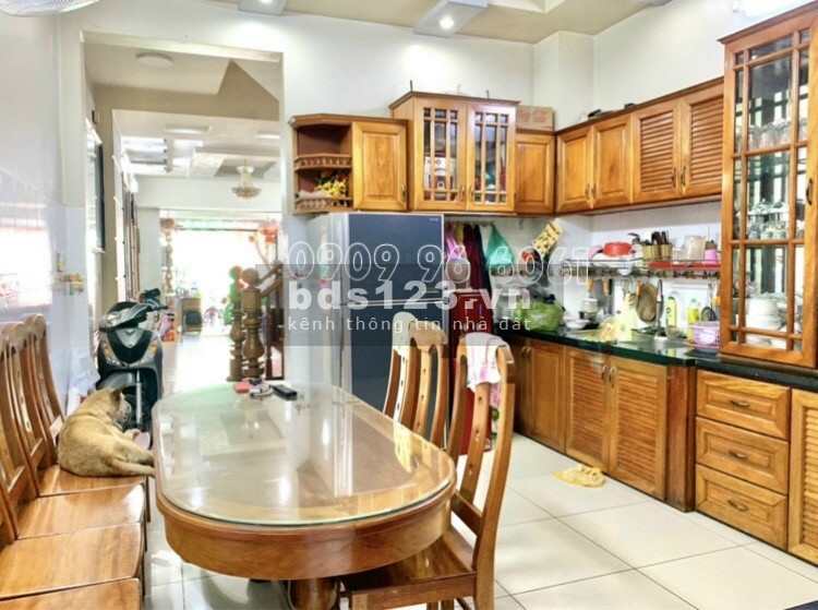 Bán gấp MT Nguyễn Quý Anh, P. Tân Sơn Nhì, Q. Tân Phú.