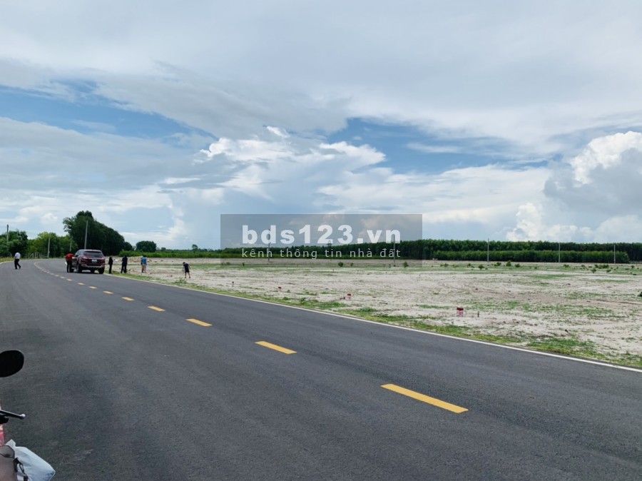 Bán Lô Đất Lướt Sóng ngay lời 200tr tại Biển Lộc An tổng giá chỉ 850tr. Liên Hệ 0902.93.1223
