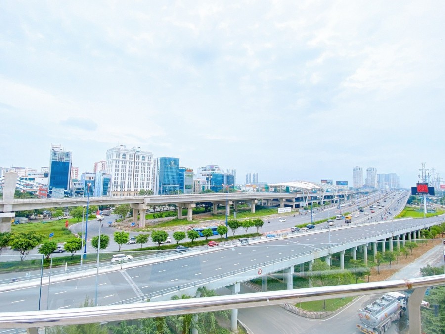 Cho thuê Rooftop làm kinh doanh tại khu vực Vinhomes Tân Cảng view sịn xò vị trí đẹp