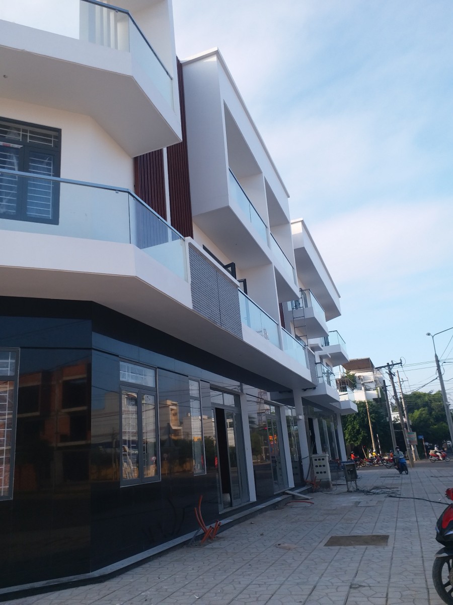 Bán đất mặt tiền đường Hùng Vương, trung tâm hành chính huyện Trảng Bom