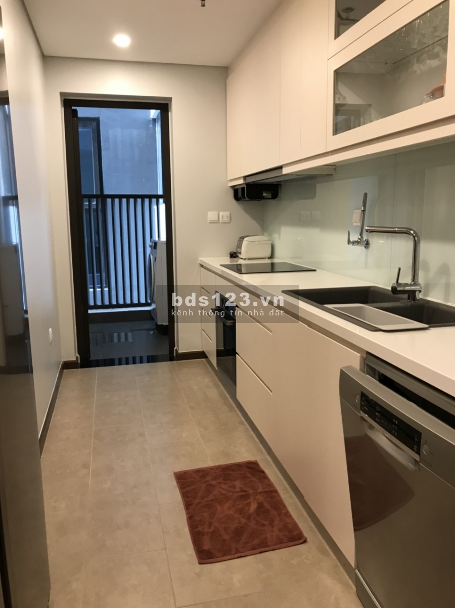 Chính chủ cho thuê nhanh căn hộ cao cấp 2 pn, Sun Granf City…