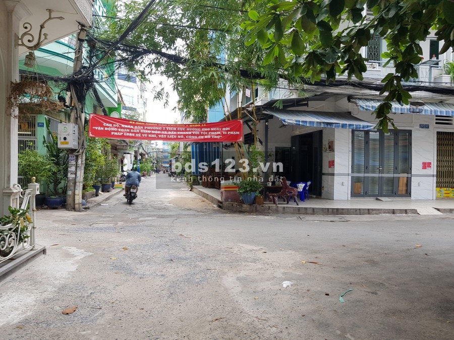 Bán nhà Hẻm Xe Hơi 3Tháng 2 Quận11 dt 50m2 5 tầng BTCT 4×13m giá 7tỷ5 sát mặt tiền lh 0886880910