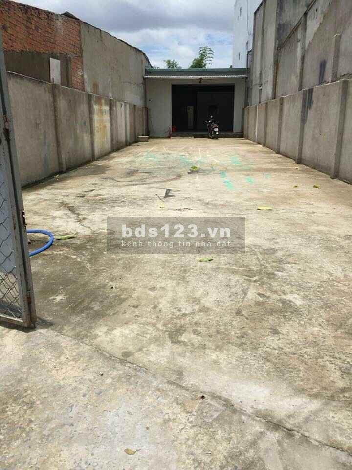 Hạ giá bán nhanh giá mới chỉ giá 10.5 tỷ chốt chủ nhiệt bán