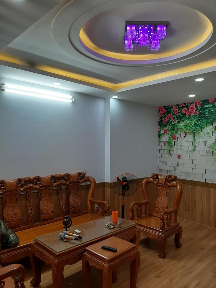Nhà Đẹp Bán Gấp Gía Rẻ Đầu Tư Tốt, dt 200m2, 5 tầng, đường nhựa 6m, gía 5.9 tỷ