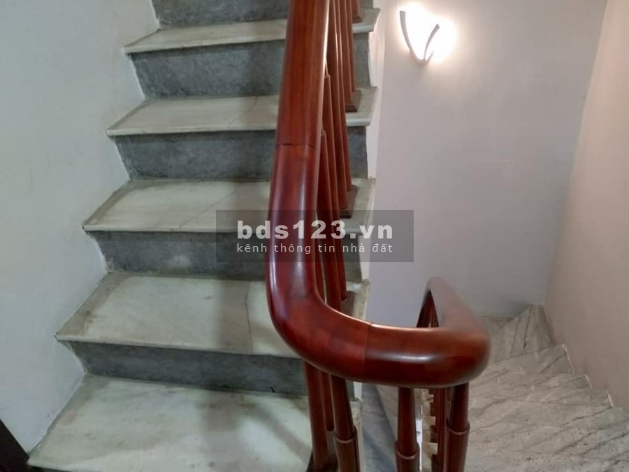 Bán gấp nhà Quang Trung, 3 mặt thoáng, ô tô 4 chỗ lùi tận cửa, st 50m2, giá chỉ hơn 4 tỷ