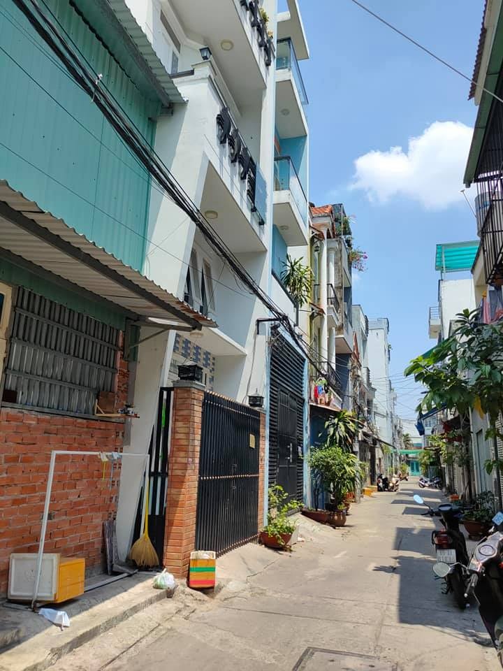 Cần bán gấp khu vực Bình Tân, dtsd 92m2, giá 5.5 tỷ, liên hệ 0917173744