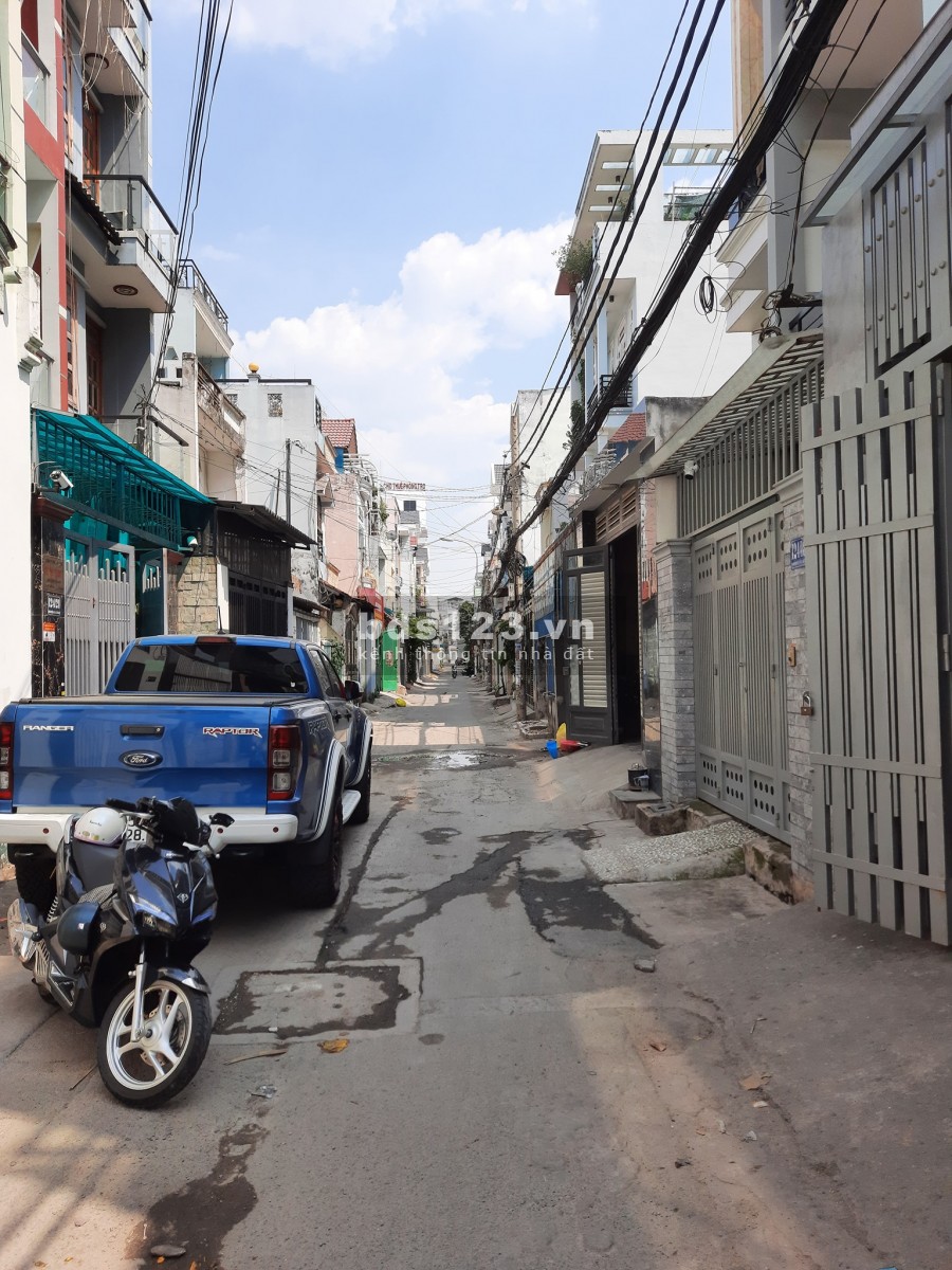 Bán nhà hẻm 7M thông hẻm Phan Huy Ích dt 60m2 có thang máy
