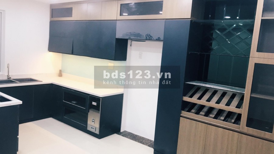 Bán nhà hẻm 7M thông hẻm Phan Huy Ích dt 60m2 có thang máy