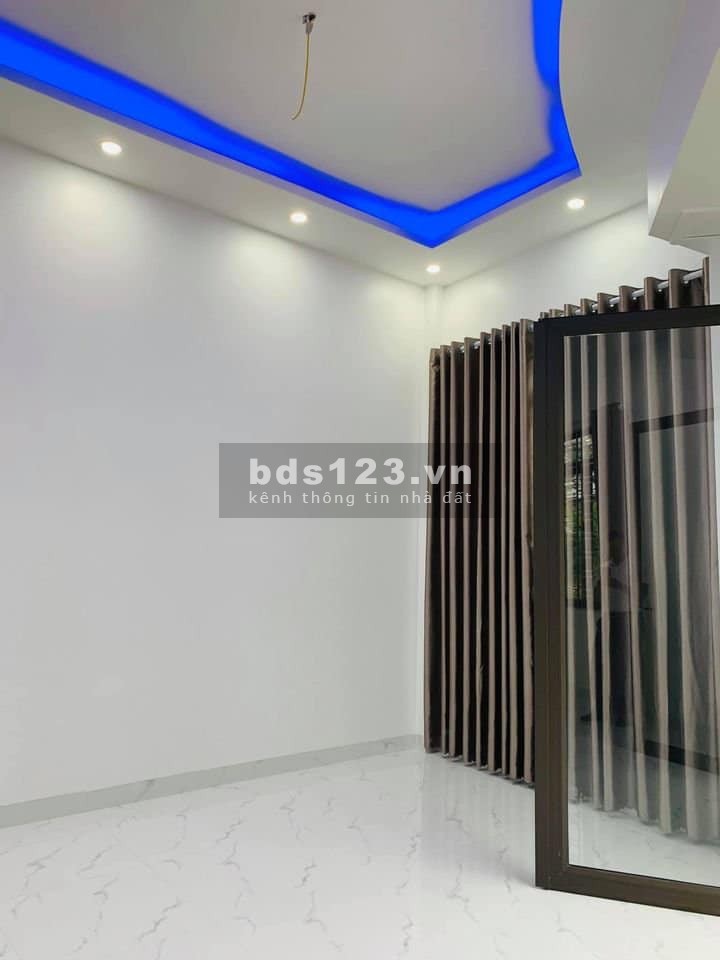 Bán nhà nguyên căn 3 tầng tại khu đô thị Hồ Đá giá bán nhanh 2,7 tỷ