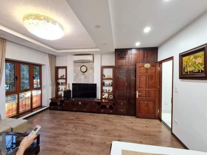 Chính chủ bán nhà Ngõ 42 Giang Văn Minh rộng 65m2 giá 5 tỷ 9