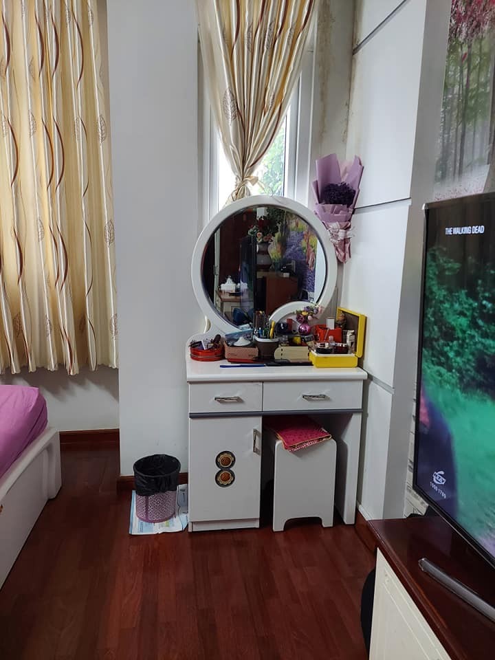 Bán nhà chính chủ Nguyễn Thị Tần, Quận 8, dt 108m2, 3 tầng đúc, giá 13.5 tỷ