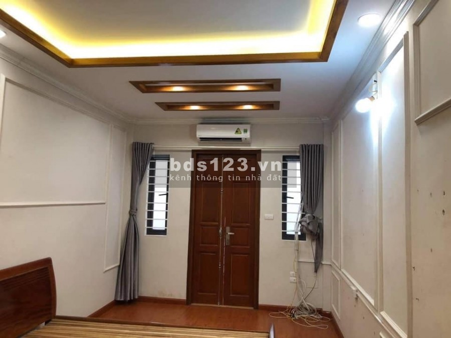 Siêu Hiếm nguyên căn Trần Đại Nghĩa nhà mặt ngõ 40m2 x 5T chỉ 4.2 tỷ