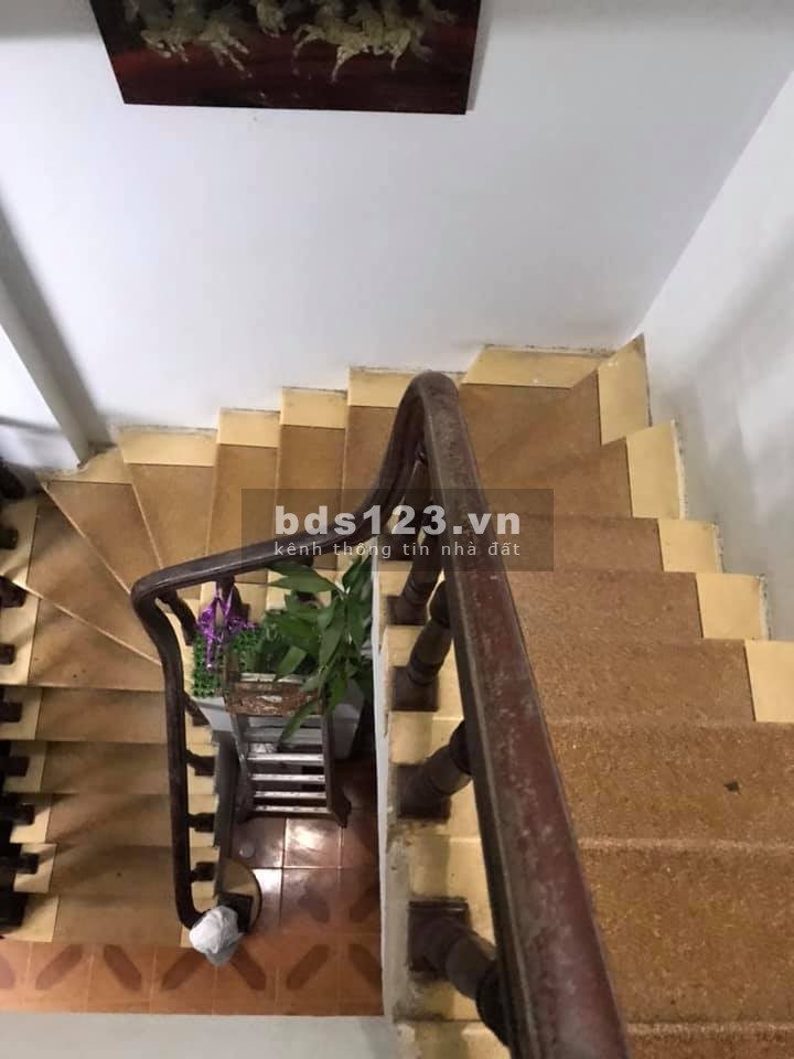 Nhà ngõ phố Láng Hạ, Diện tích 41/45m2, 4 tầng, Giá 3.95 tỷ.