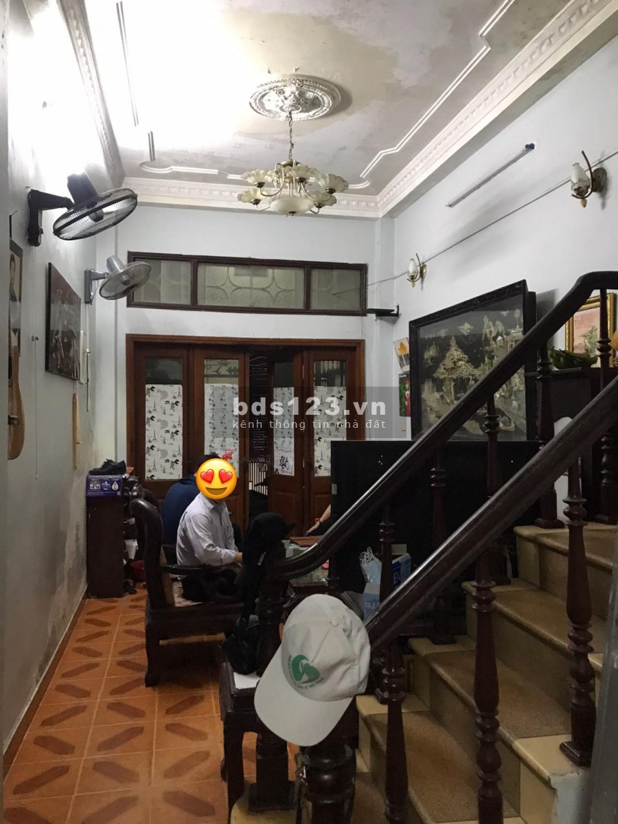 Nhà ngõ phố Láng Hạ, Diện tích 41/45m2, 4 tầng, Giá 3.95 tỷ.