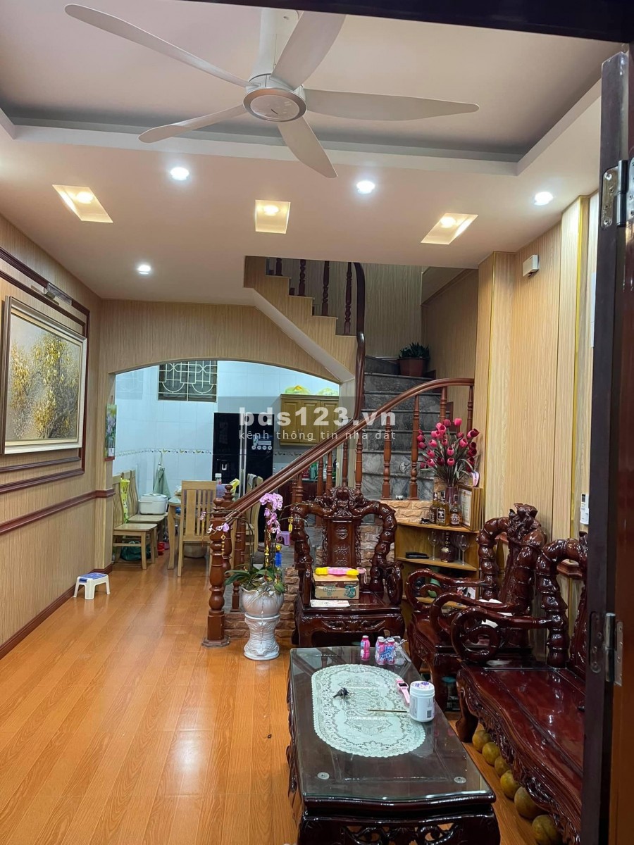 Nhà đẹp như hình nhỉnh 3 tỷ, Xuân Thuỷ Quận Cầu Giấy, giá rẻ hiếm thấy, dtsd 38m2