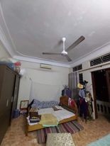 Nhà có view đẹp, trước mặt là hồ Quán Nhân, của hiềm, 4 tầng đúc kiên cố