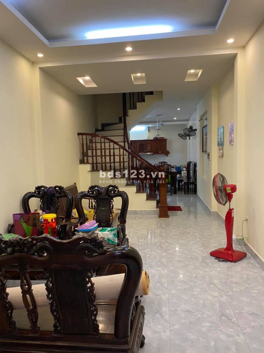 An sinh đỉnh, diện tích rộng, trung tâm Cầu Giấy, giá 80 triệu/m2, hoa hồng cho môi giới